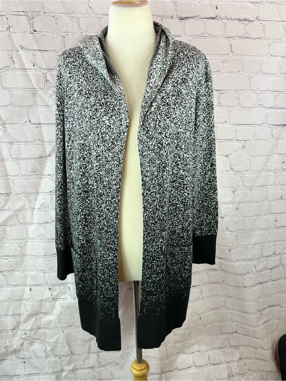 NWT Chico's zenergy Black ombre cotton cashmere Sweater cardigan hooded women L